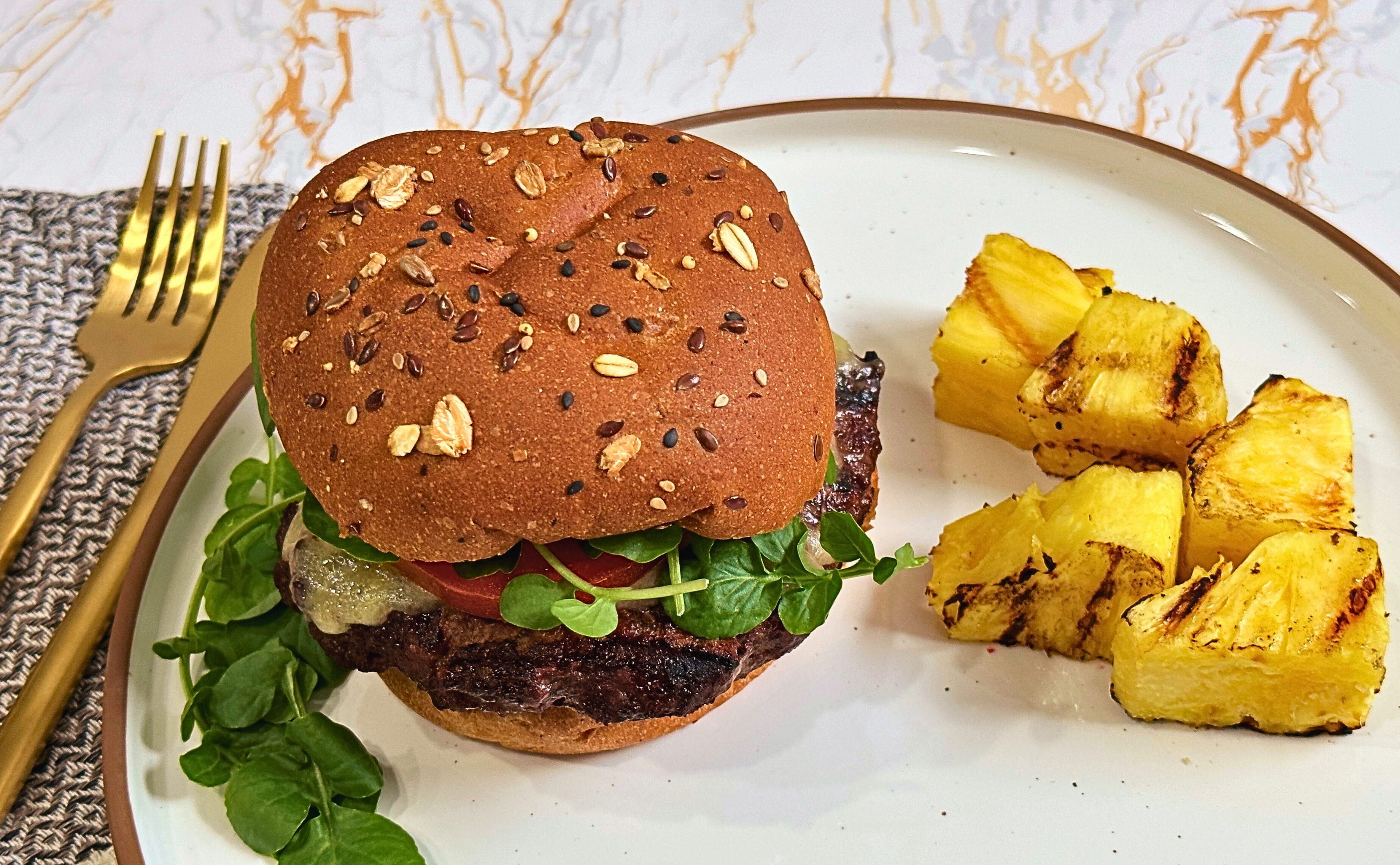 Cheeseburger with Watercress - bwqualitygrowers.com
